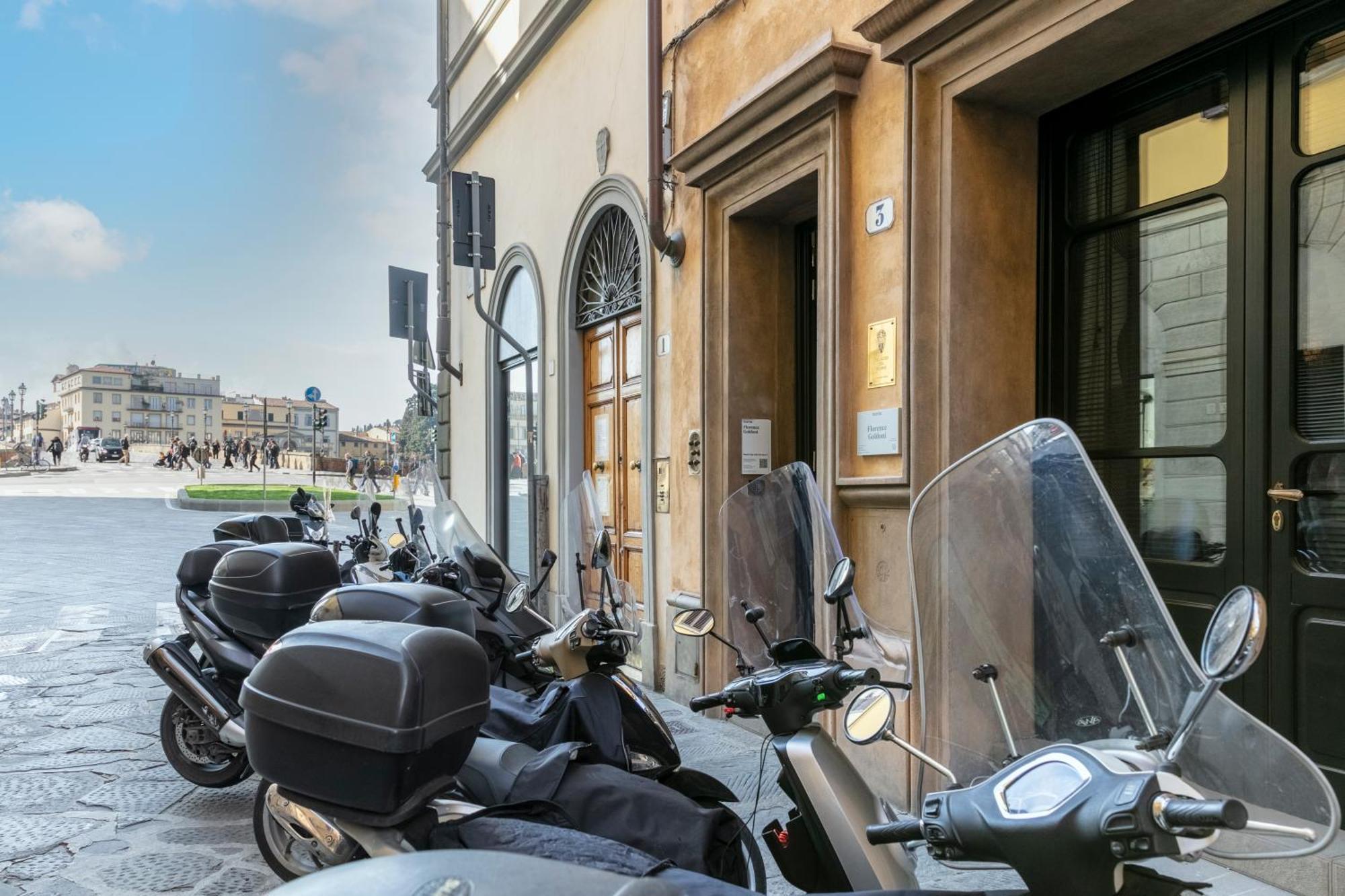 Numa Florence Palazzo Moro Exterior photo